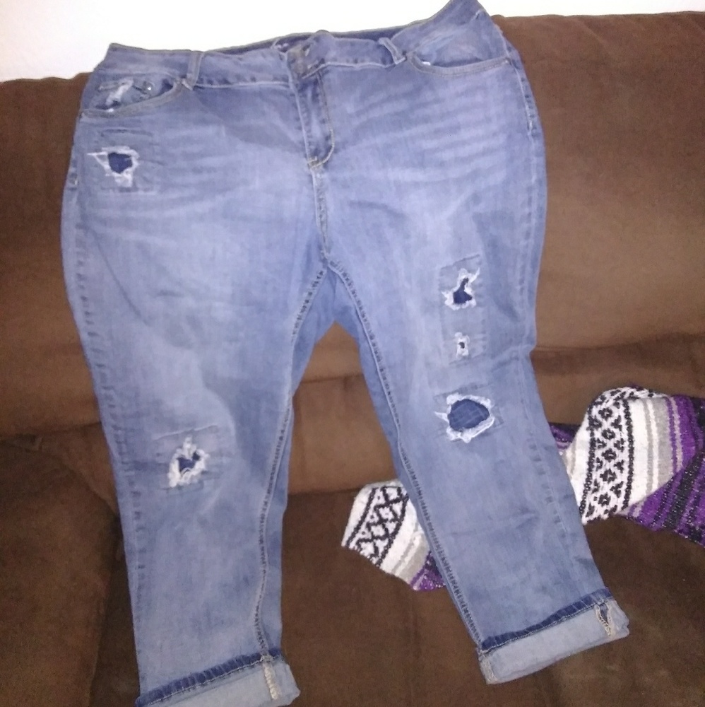 Capris
